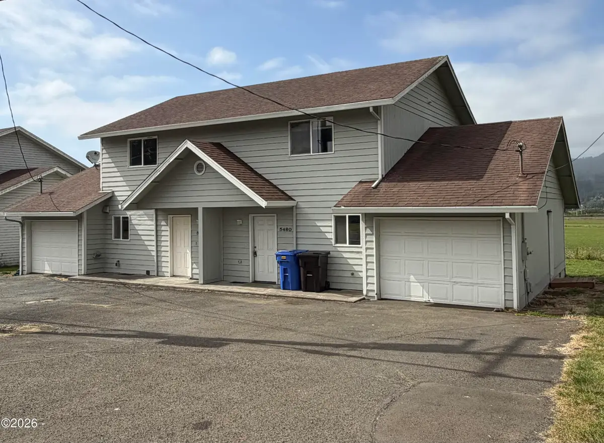 5470 3rd, Tillamook, OR 97141 - #1