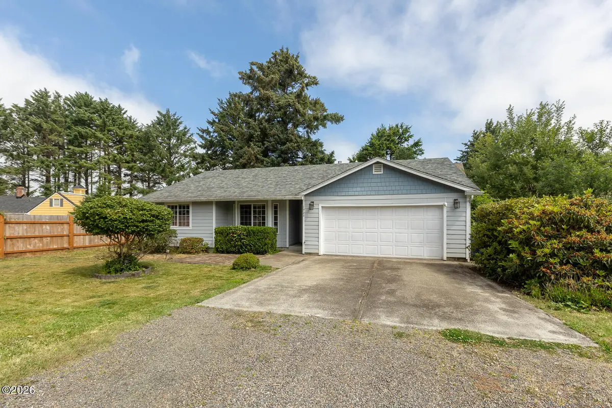 1925 NW 38th, Lincoln City, OR 97367 - #1