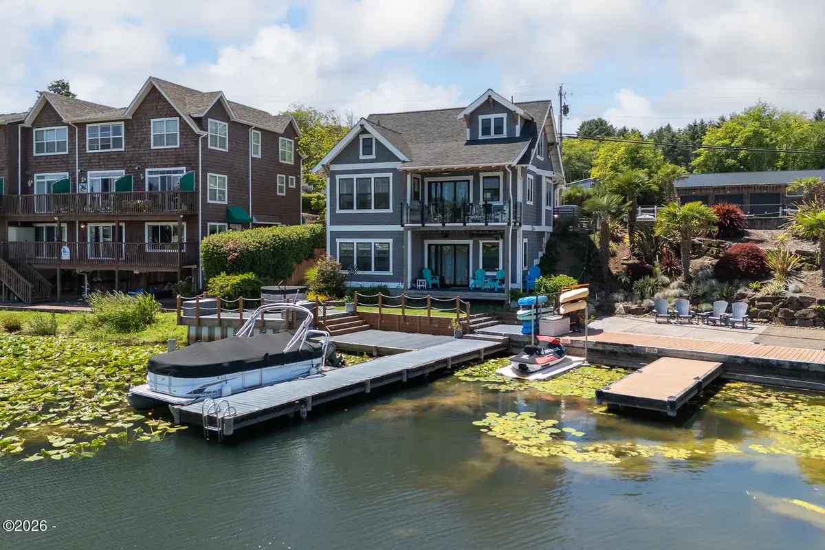 3820 NE West Devils Lake, Lincoln City, OR 97367 - #1
