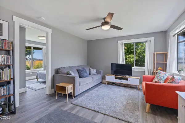1315 SE Oar, Lincoln City, OR 97367