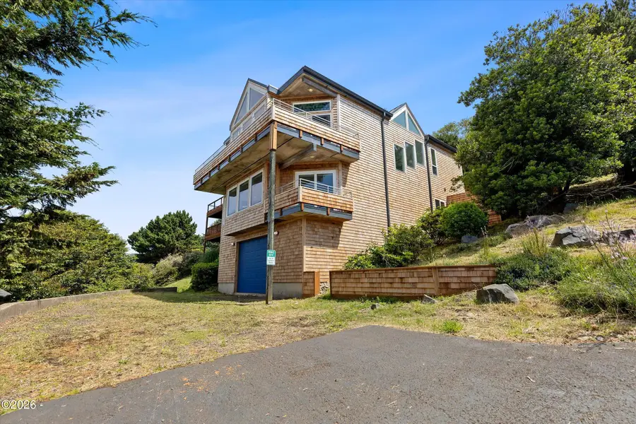 7015 NE Neptune, Lincoln City, OR 97367 - #3