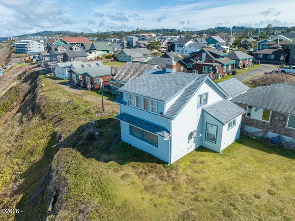 825 NW 1st, Newport, OR 97365