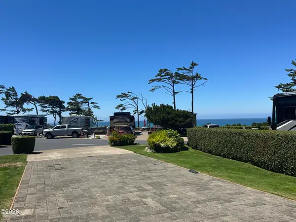 6225 N Coast Hwy Lot 156, Newport, OR 97365