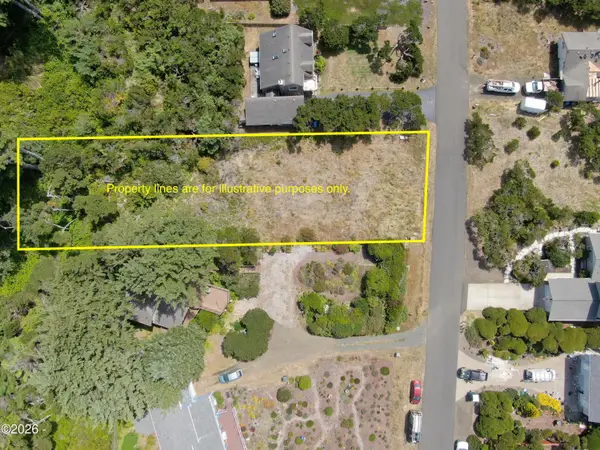 3409 NW Hidden Lake, Waldport, OR 97394