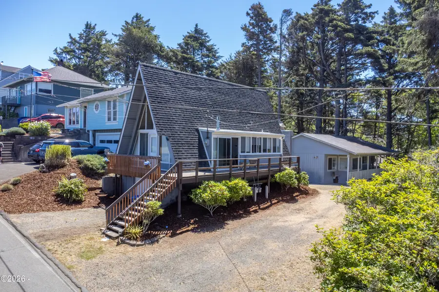 1556/1604 NW 25th St, Lincoln City, OR 97367 - #2