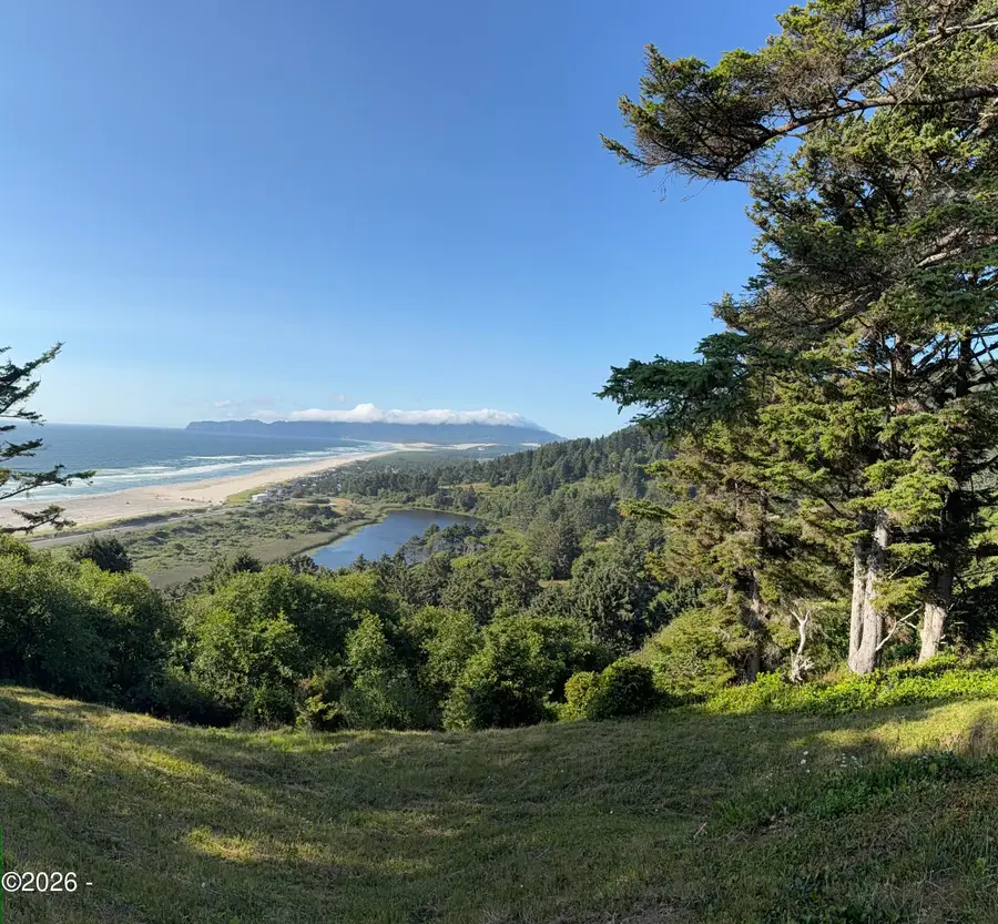 61 Nantucket, Cloverdale, OR 97112 - #3