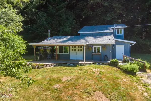 203 Salmon Creek, Eddyville, OR 97343