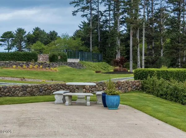 6225 N Coast Hwy Lot 112, Newport, OR 97365