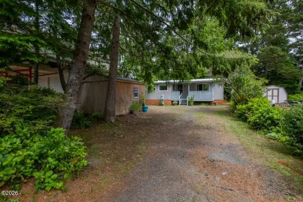 220 SE Hazelton, Depoe Bay, OR 97341