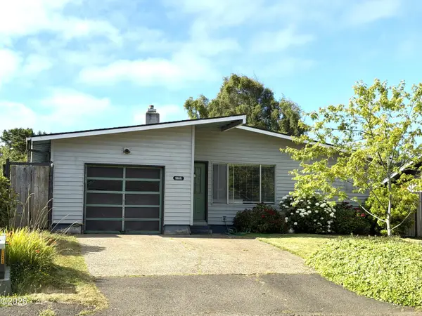 1065 SE Ball, Waldport, OR 97394