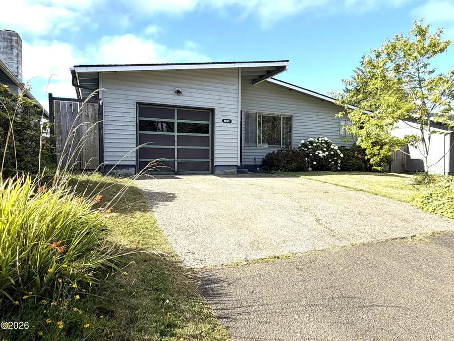 1065 SE Ball, Waldport, OR 97394 - #2