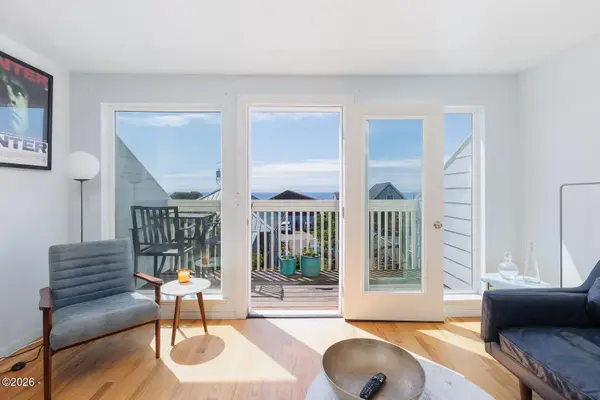 425 NW Brook, Newport, OR 97365