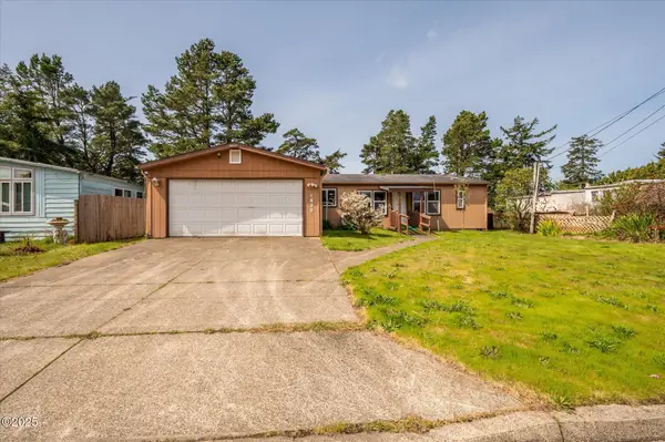 1633 Maple, Florence, OR 97439