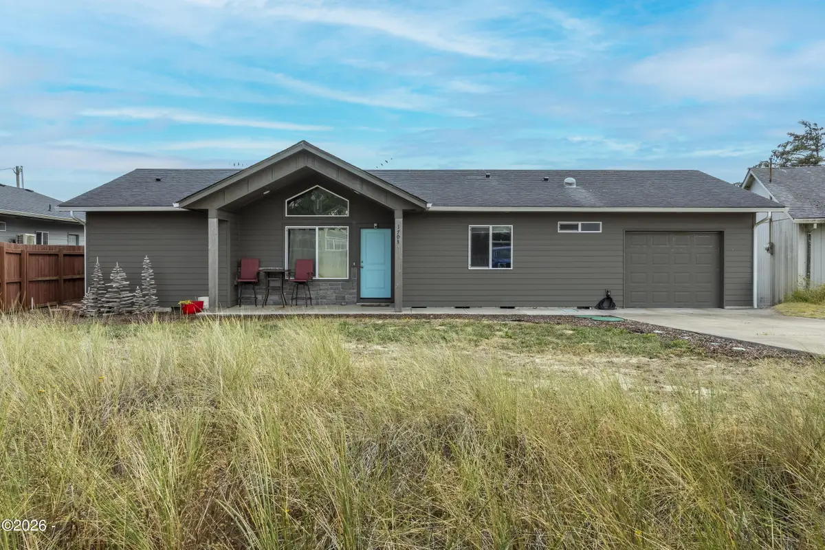 1705 NW Canal, Waldport, OR 97394 - #1