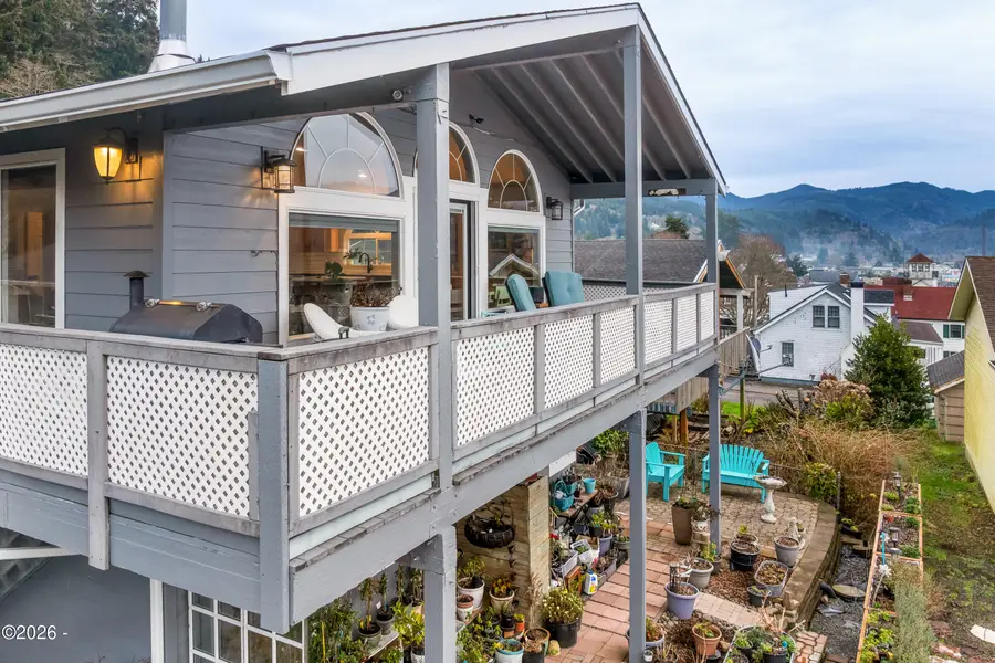 1213 Acacia, Garibaldi, OR 97118 - #3