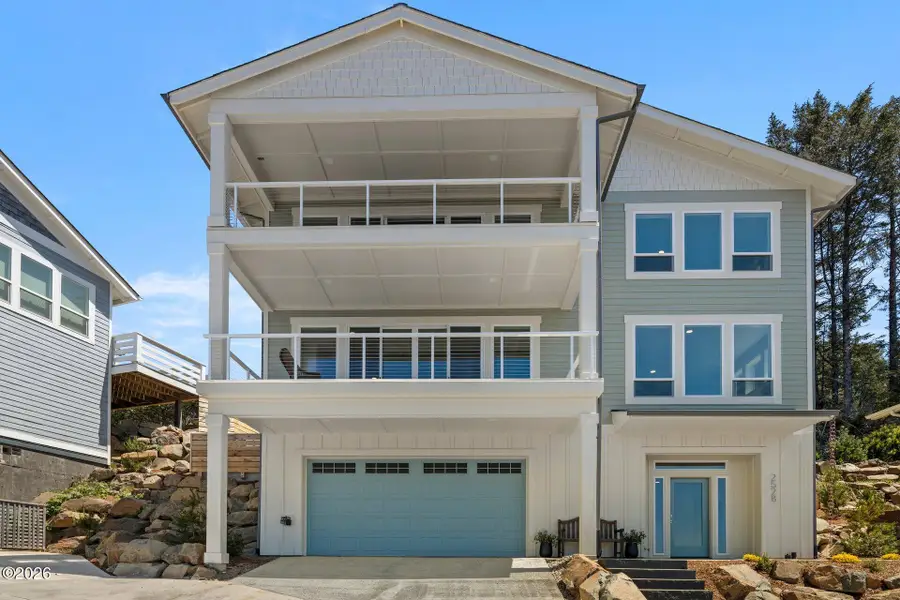 2528 SW Coral, Lincoln City, OR 97367 - #3