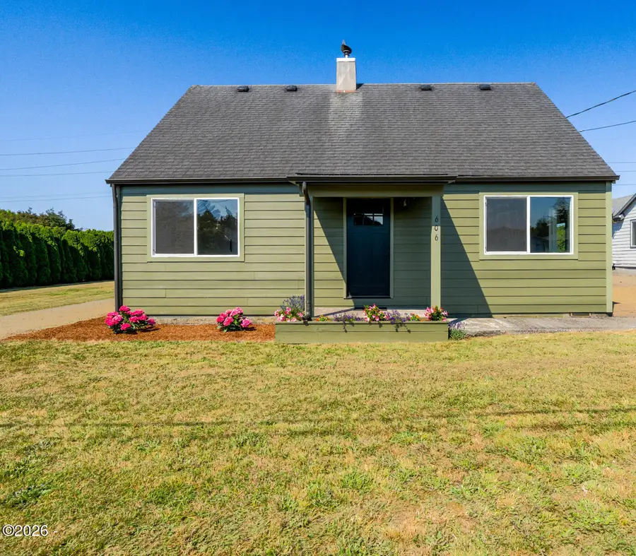 606 Evergreen, Tillamook, OR 97141 - #2
