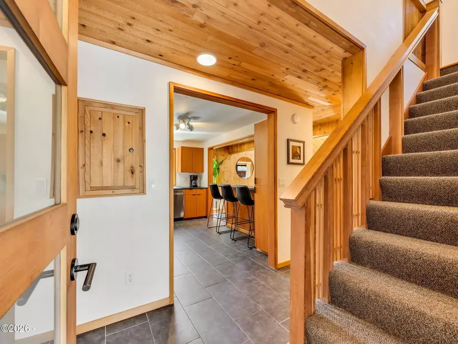 576 Third, Manzanita, OR 97130 - #3