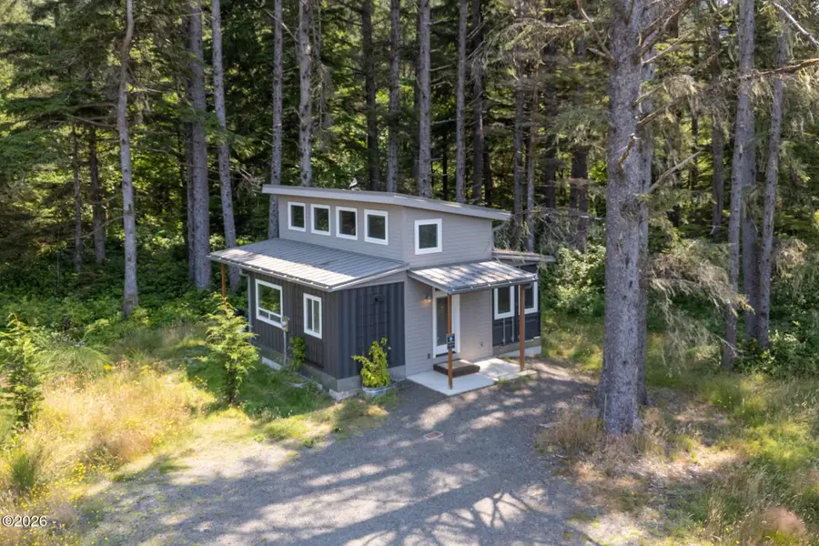 6005 Holly, Cloverdale, OR 97112 - #3