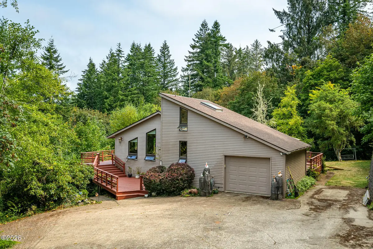 820 NE Alder, Toledo, OR 97391 - #1