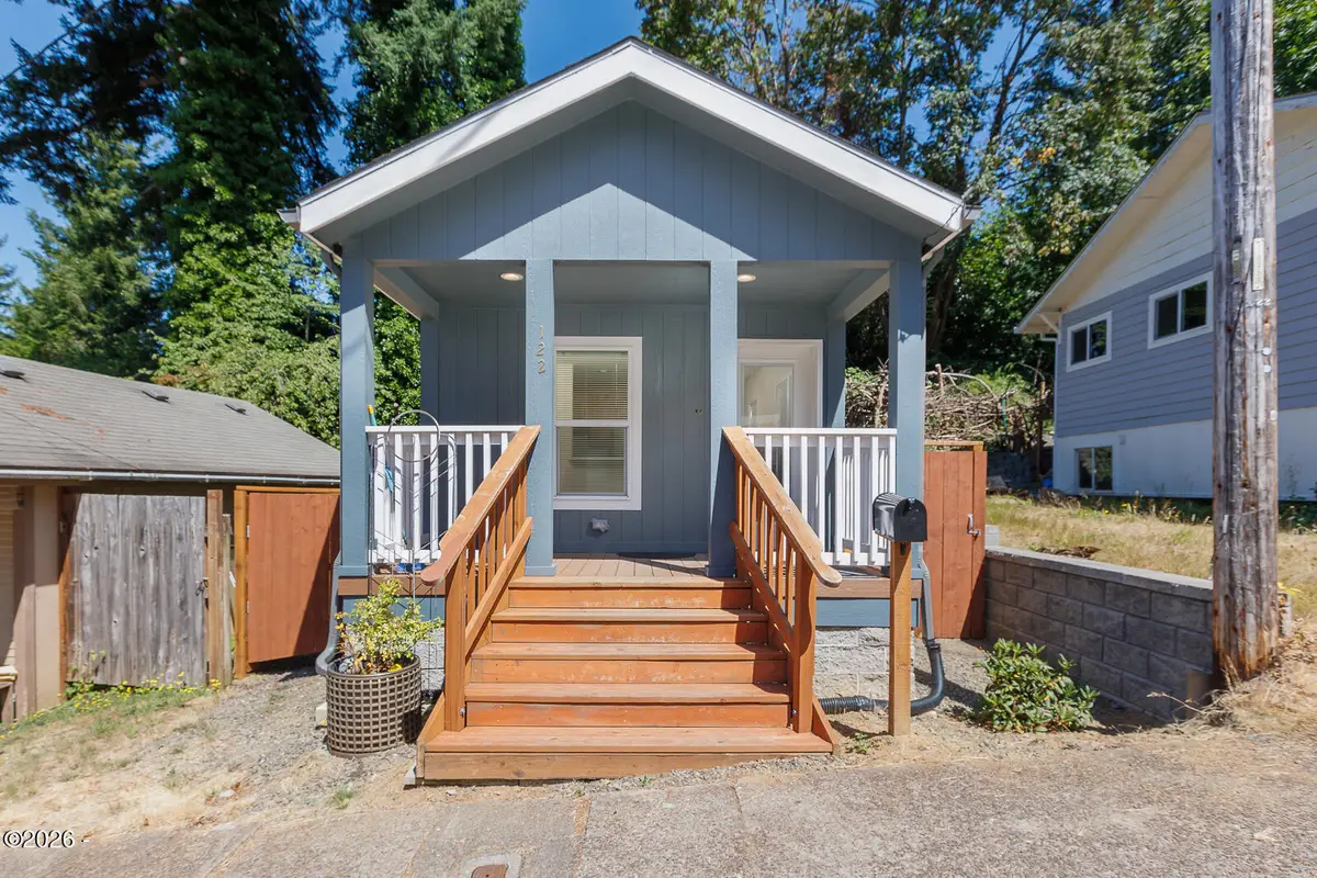 122 NE 10th, Toledo, OR 97391 - #1