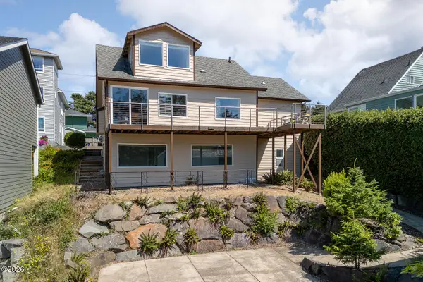 860 SW 10th, Lincoln City, OR 97367