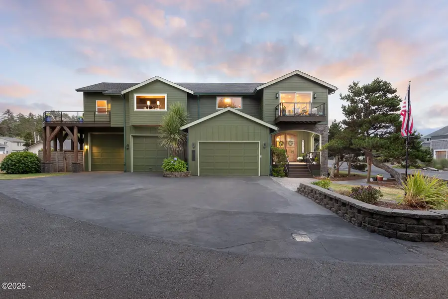424 Cliff, Depoe Bay, OR 97341 - #2
