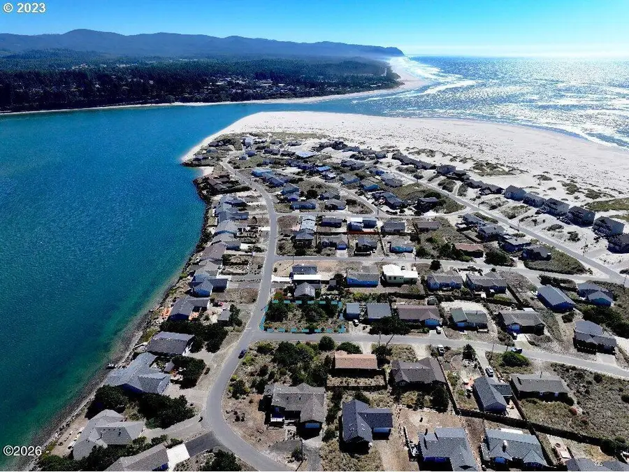 1901 NW Bayshore, Waldport, OR 97394 - #2