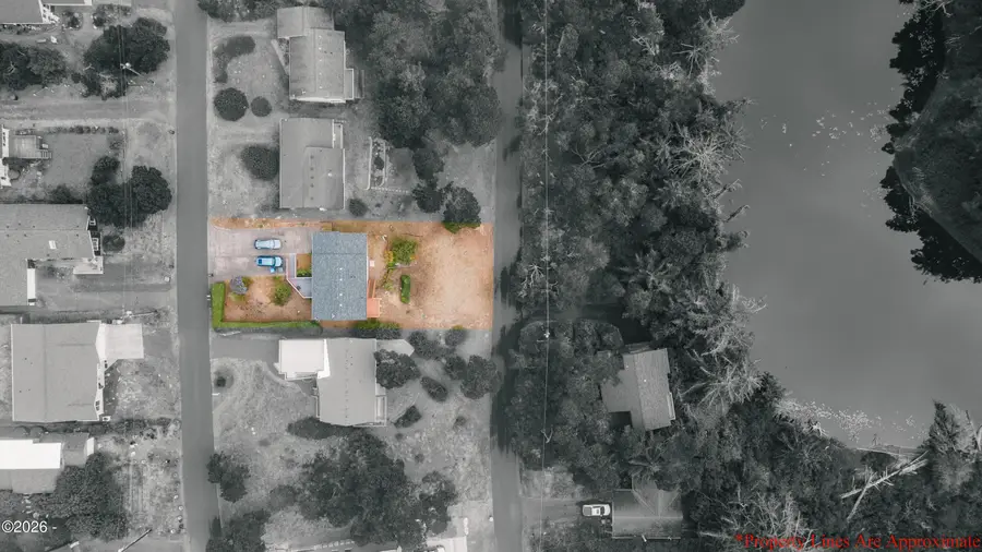2813 NW Bayshore, Waldport, OR 97394 - #2