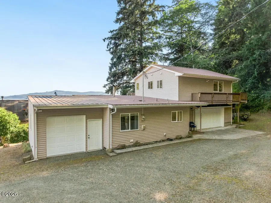 305 9th, Garibaldi, OR 97118 - #2