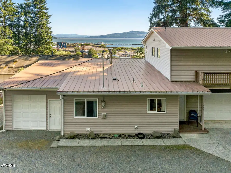 305 9th, Garibaldi, OR 97118 - #3