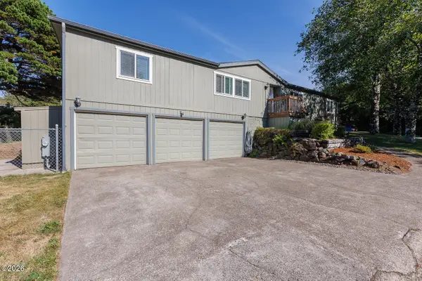 210 NE 69th, Newport, OR 97365