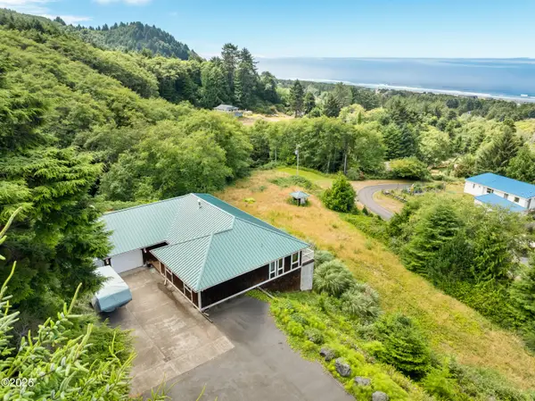 9675 Scenic View, Rockaway Beach, OR 97136
