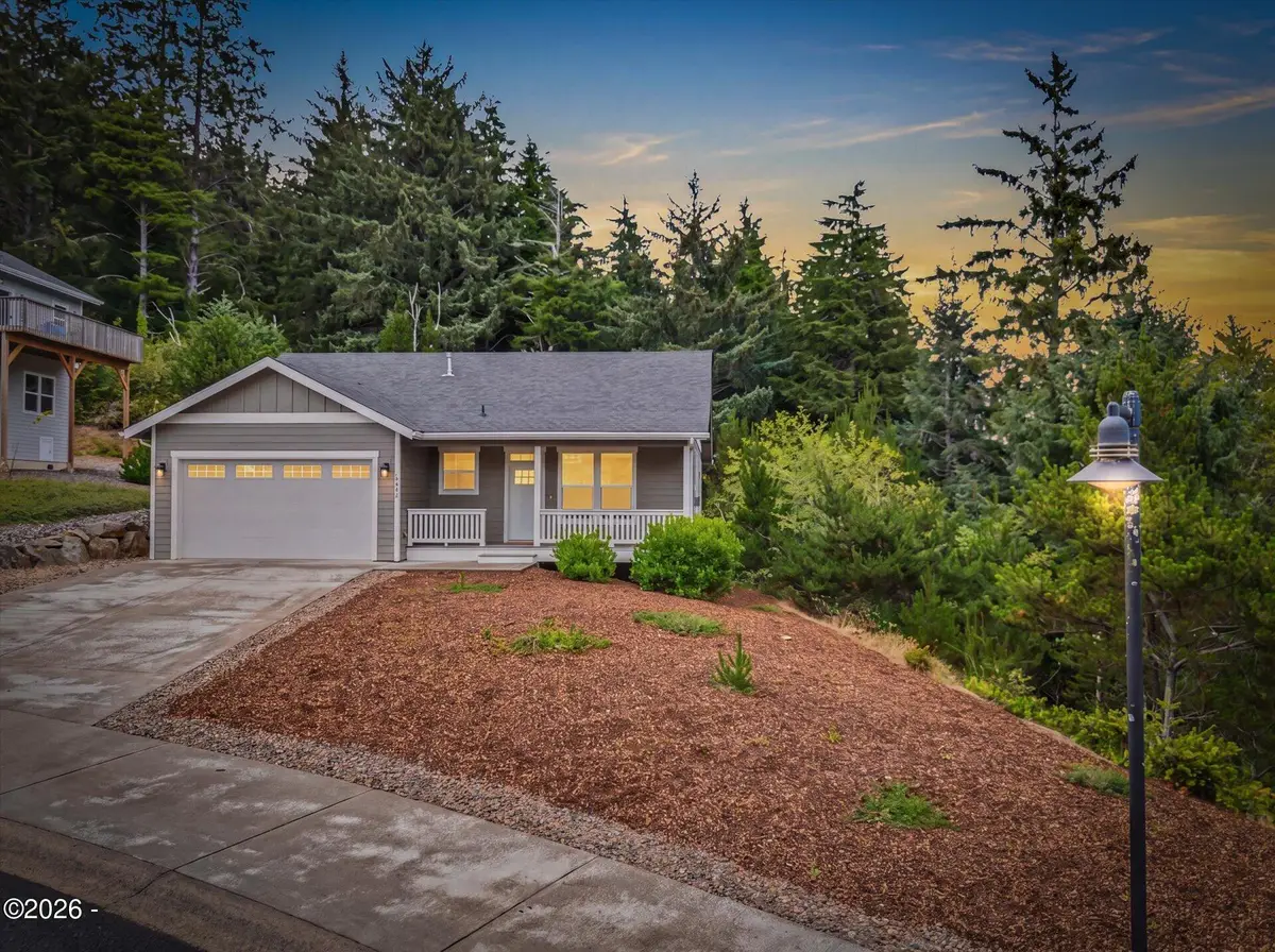 4448 SE Jetty Ave, Lincoln City, OR 97367 - #1