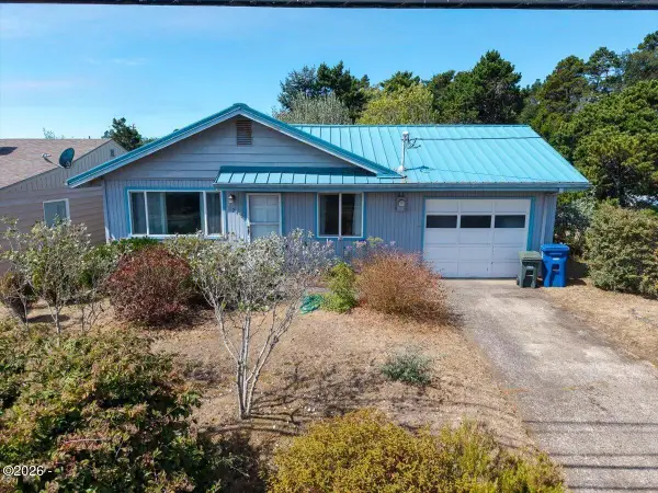 1245 NW Nye, Newport, OR 97365