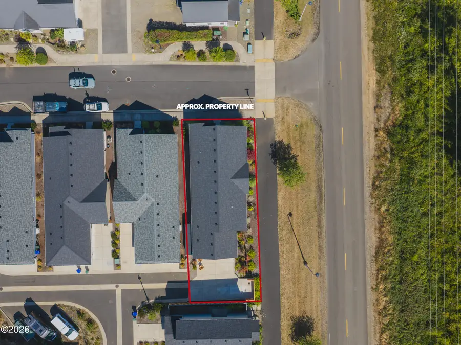 724 SE 44th, Newport, OR 97366 - #3