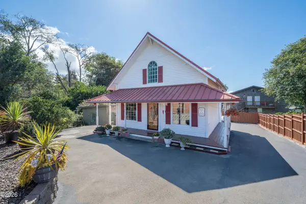 636 E Olive, Newport, OR 97365
