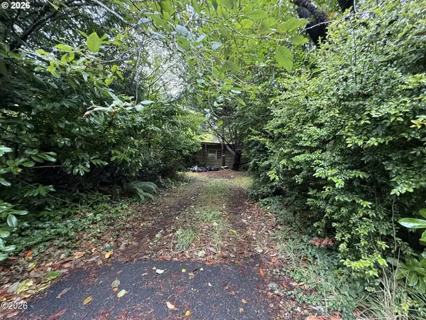 594 SW Wakonda Beach, Waldport, OR 97394