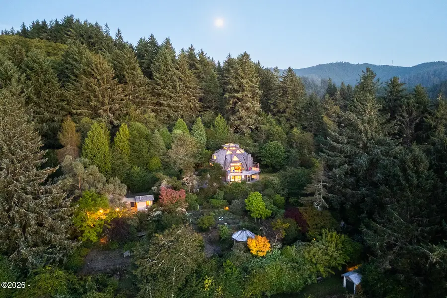 46615 U.s. 101, Neskowin, OR 97149 - #2