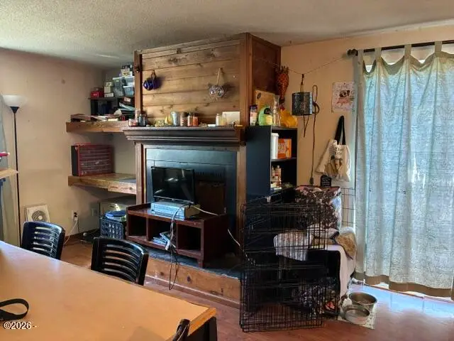 140 SE Salmon, Waldport, OR 97394 - #3