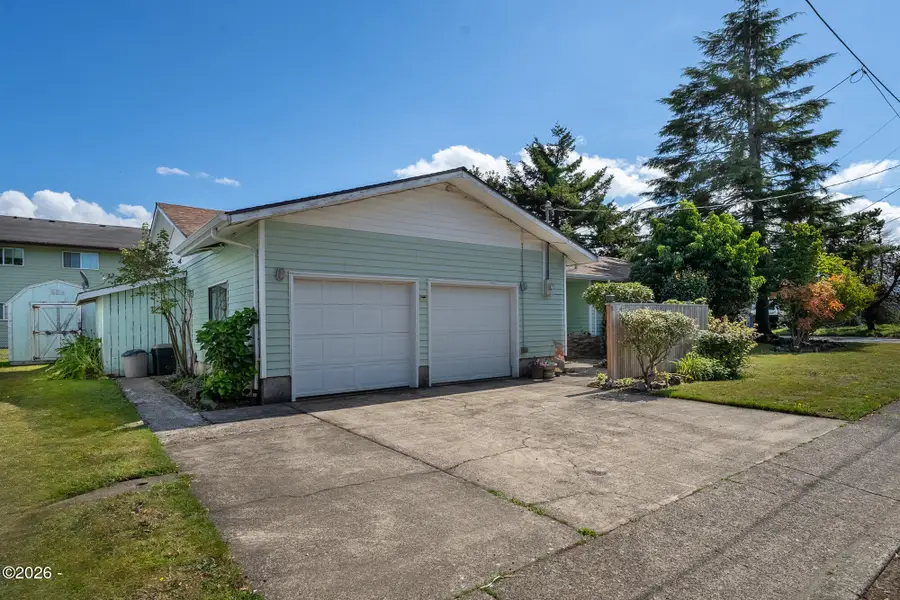 801 Ash, Tillamook, OR 97141 - #3
