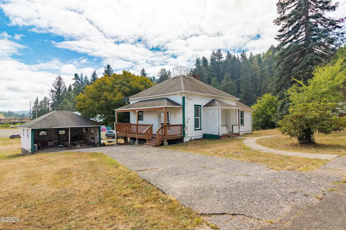 821 NW 5th, Toledo, OR 97391 - #1