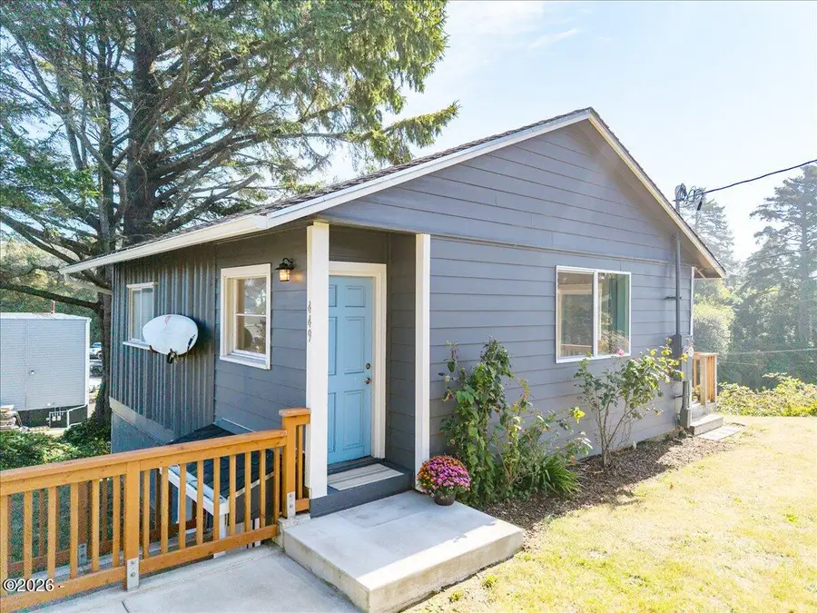 449 SW 10th, Newport, OR 97365 - #3