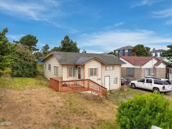 1245 NW 16th, Lincoln City, OR 97367