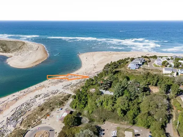 5023 SW Dune Ave, Lincoln City, OR 97367