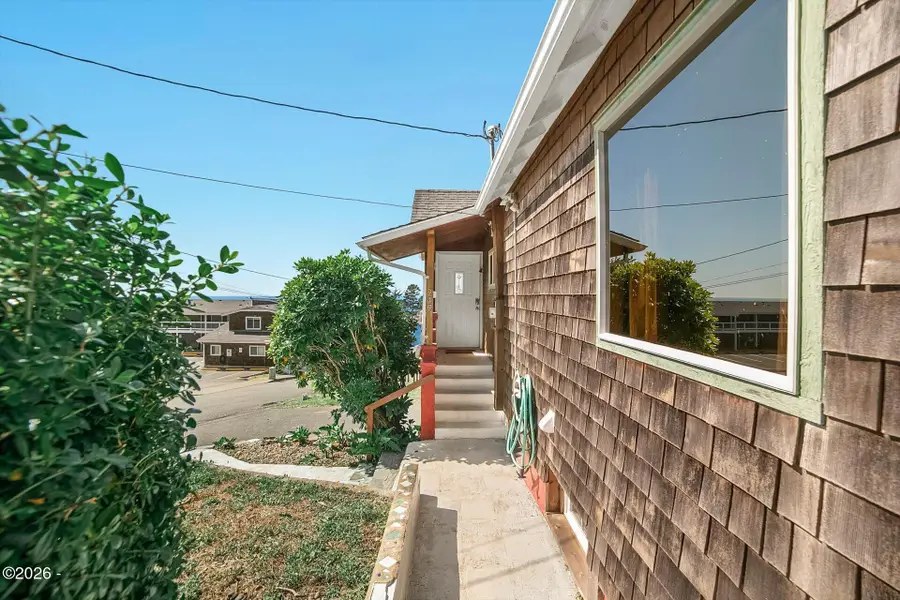 247 NE Williams, Depoe Bay, OR 97341 - #2