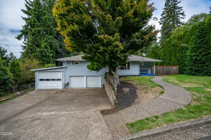 1648 SE Alder Lane, Toledo, OR 97391 - #2