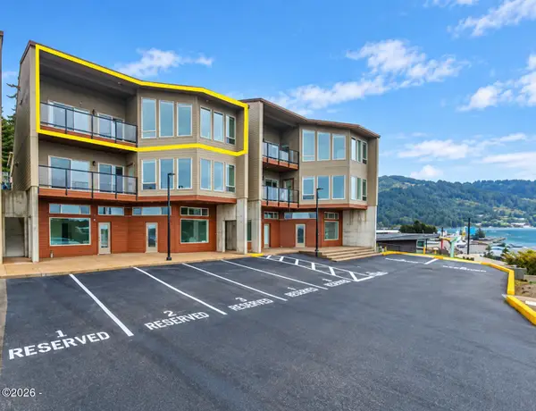 470 Highway 101, Yachats, OR 97498