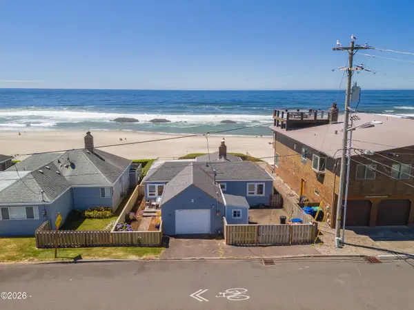 3885 NW Jetty, Lincoln City, OR 97367