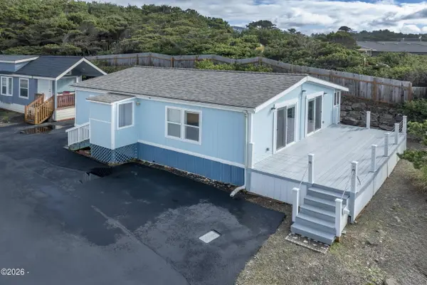 4875 N Hwy 101, Depoe Bay, OR 97341